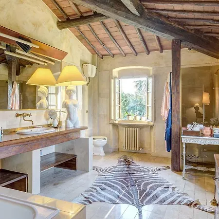 Podere La Specola Country house *